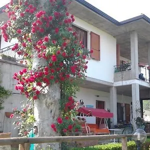 https://le-tre-bandiere.it-lombardy.com